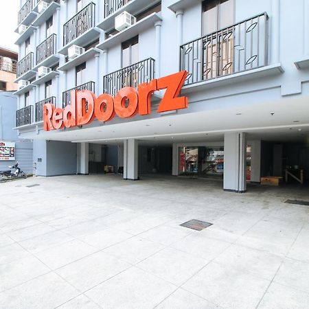 Reddoorz Plus @ Jardin Suites Guadalupe Nuevo Mandaluyong Εξωτερικό φωτογραφία