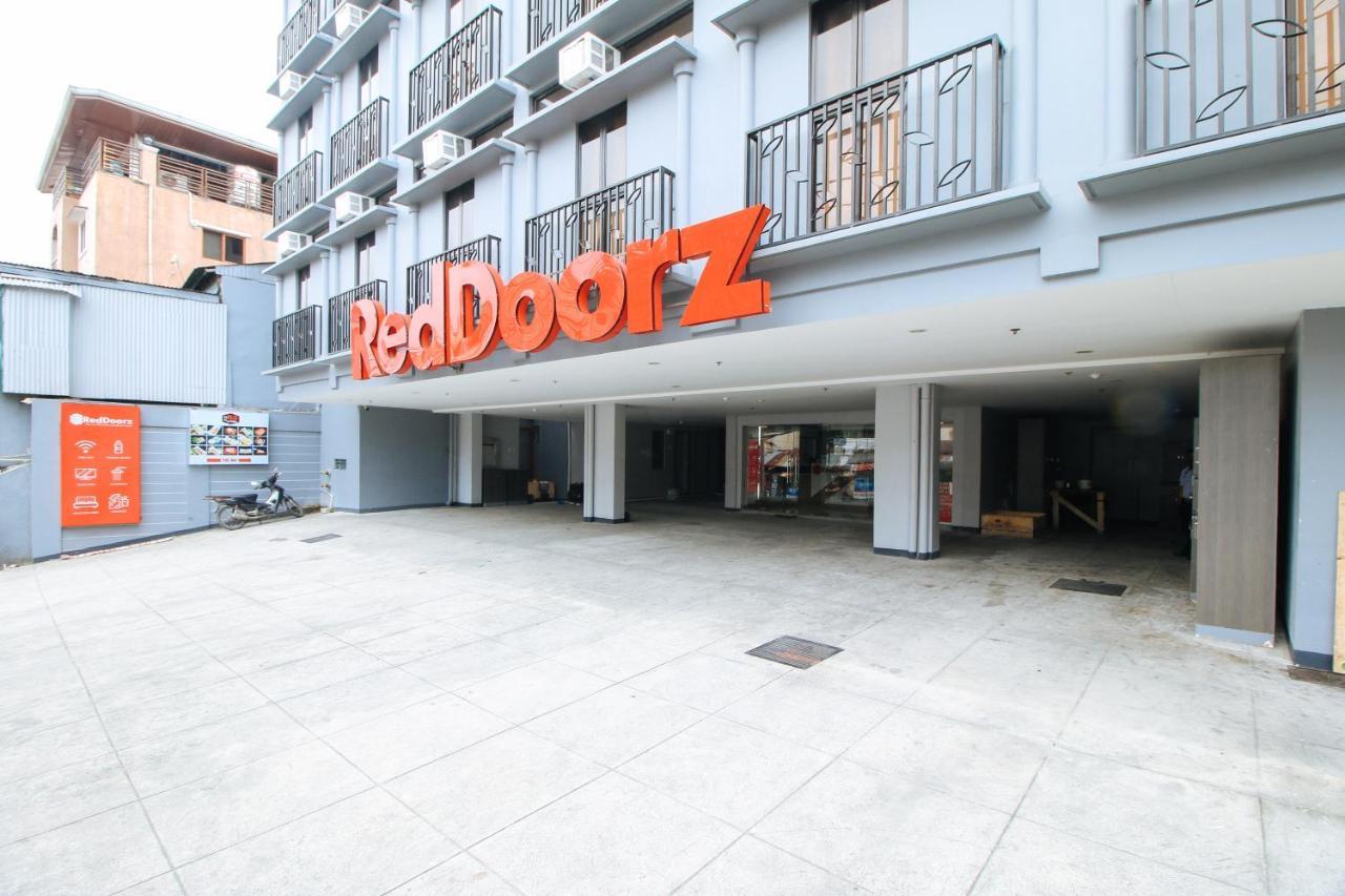 Reddoorz Plus @ Jardin Suites Guadalupe Nuevo Mandaluyong Εξωτερικό φωτογραφία