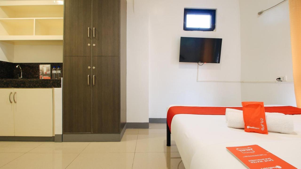 Reddoorz Plus @ Jardin Suites Guadalupe Nuevo Mandaluyong Εξωτερικό φωτογραφία