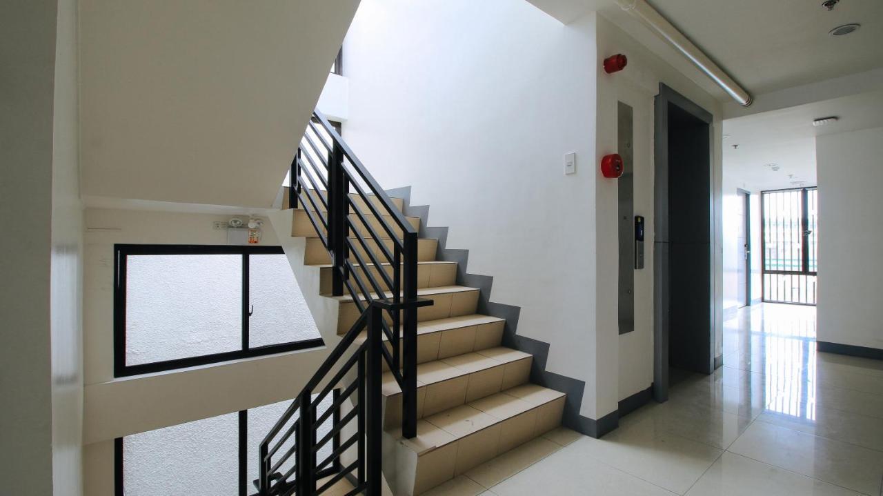 Reddoorz Plus @ Jardin Suites Guadalupe Nuevo Mandaluyong Εξωτερικό φωτογραφία